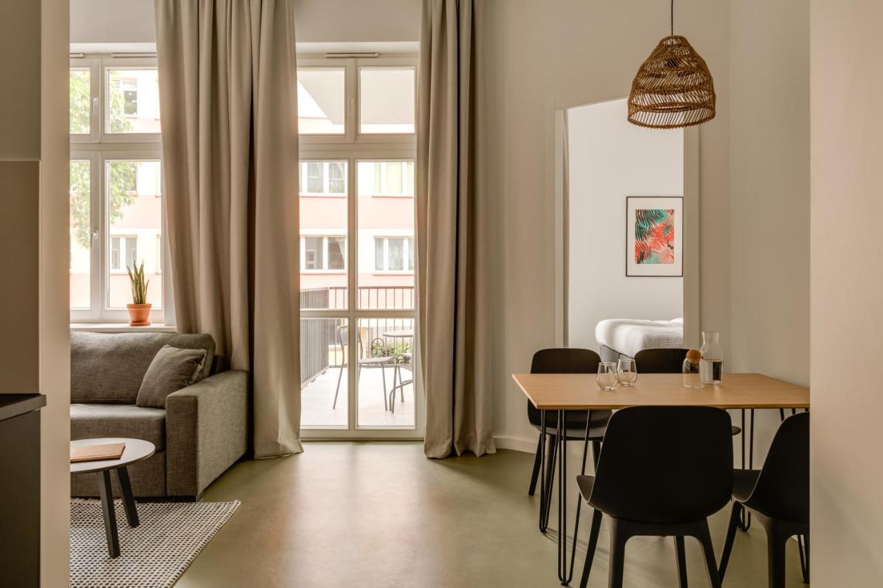 Plantonia Aparthotel Cracovie Extérieur photo