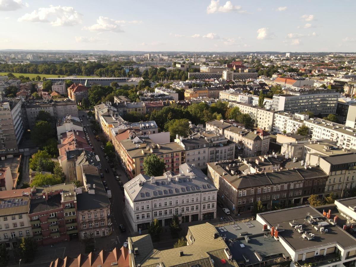 Plantonia Aparthotel Cracovie Extérieur photo